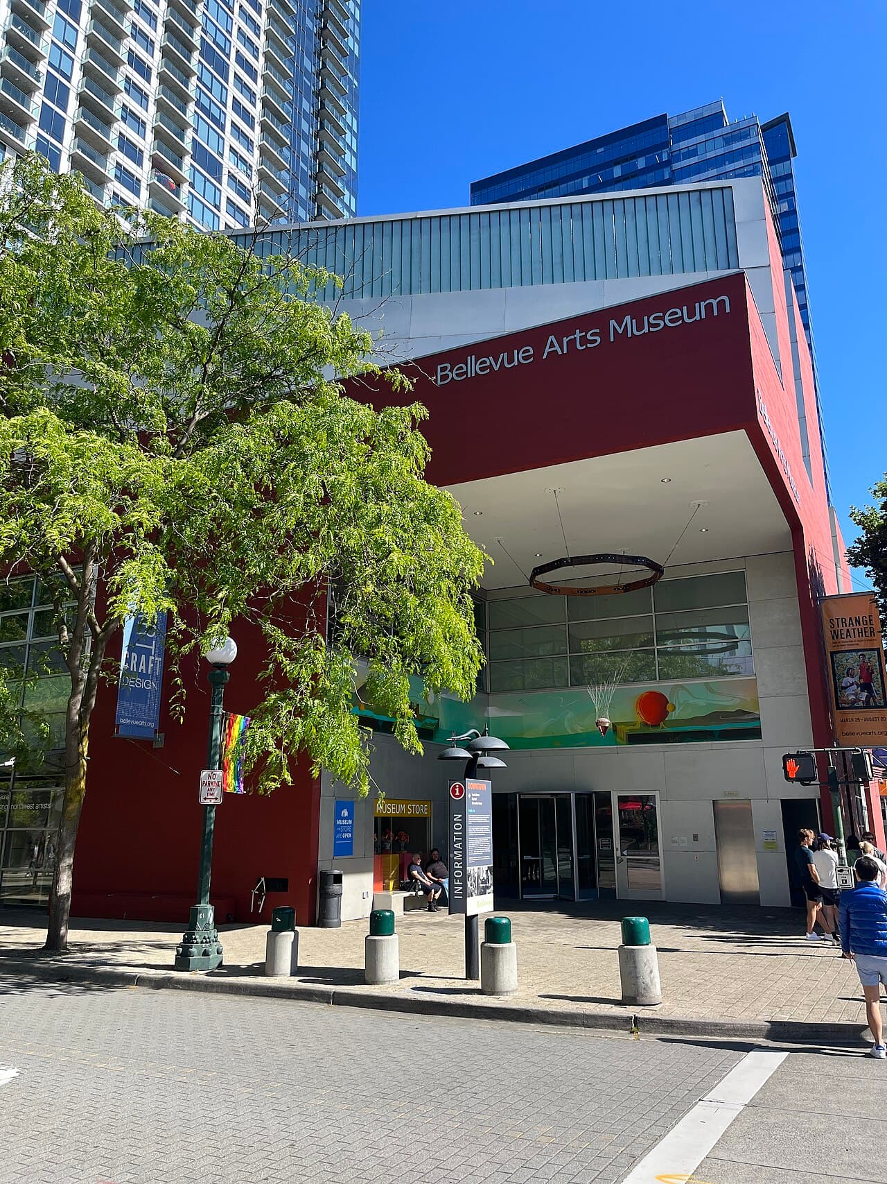 Bellevue Arts Museum