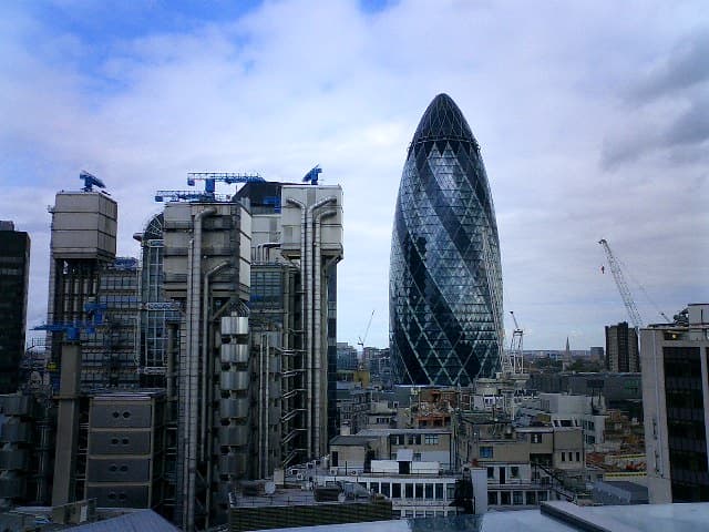 Lloyd's building